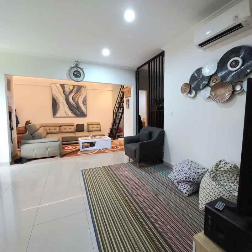 rumah hook siap huni di summarecon bandung