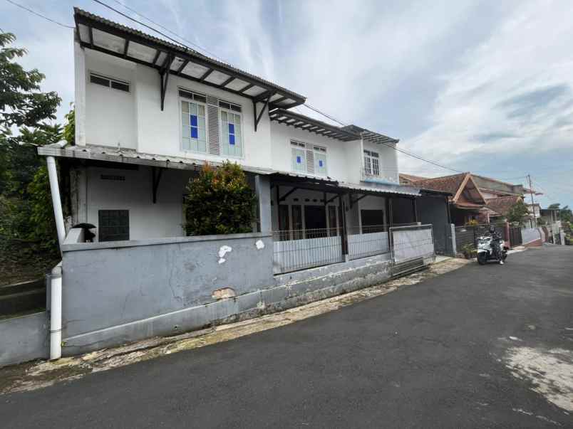 rumah komplek cihanjuang hook 5 menit pemkot cimahi