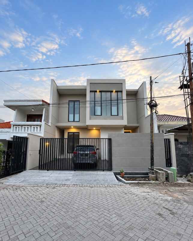 rumah manyar tirtoasri new minimalis row 2 mobil
