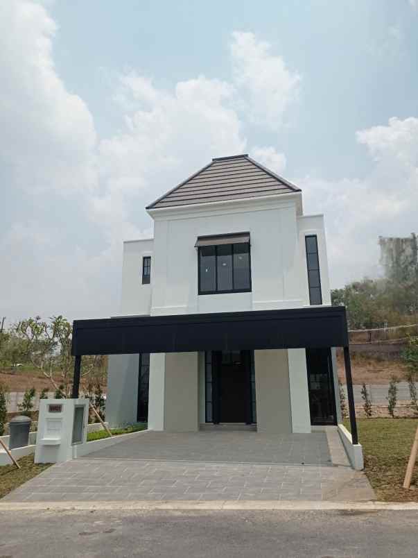 rumah mewah di dalam cluster daerah sambiroto semarang