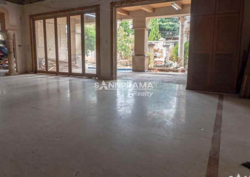 rumah mewah di megapolitan cinere sartin