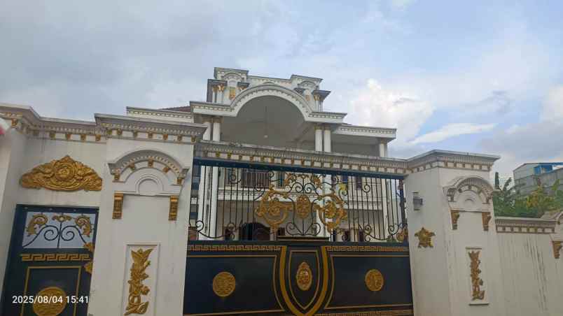 rumah mewah luas full furnished di rancaekek bandung