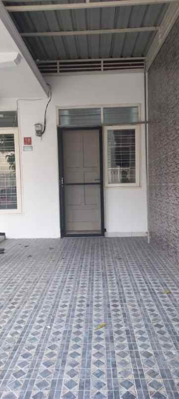 rumah mewah siap huni lokasi sulfat malang