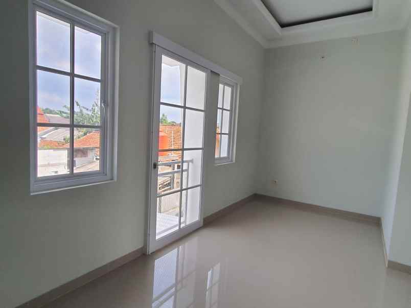 rumah minimalis di jl raya hankam jatiwarna bekasi