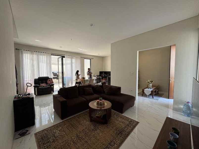 rumah minimalis grand sharon cipamokolan bandung