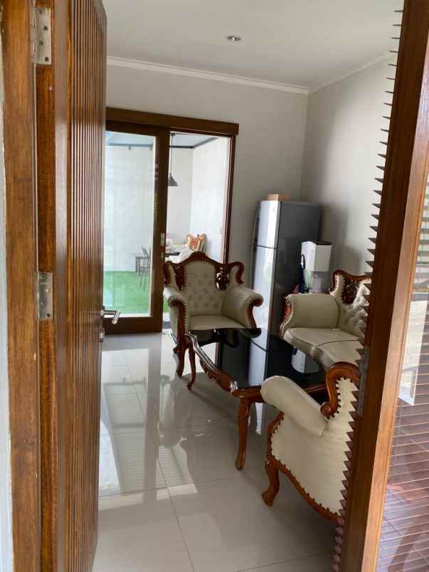 rumah minimalis siap huni design bali ada disariwangi