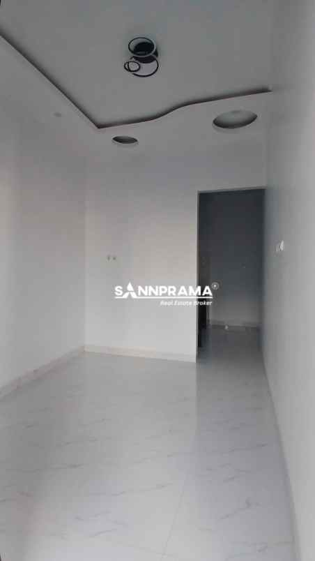 rumah modern tropis daerah perumnas depok 1