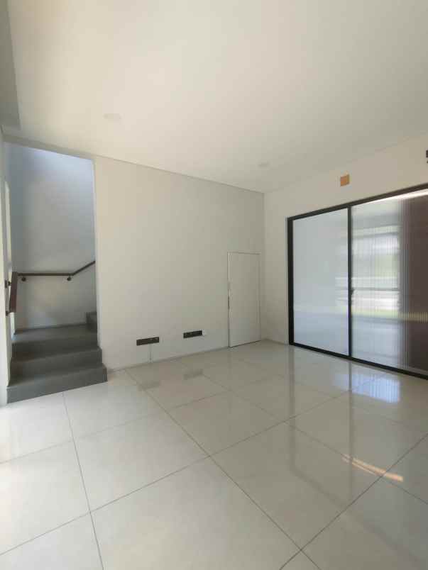 rumah nila cakra kota baru parahyangan