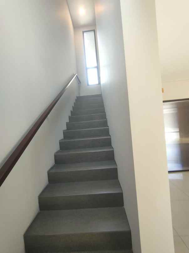 rumah nila cakra kota baru parahyangan