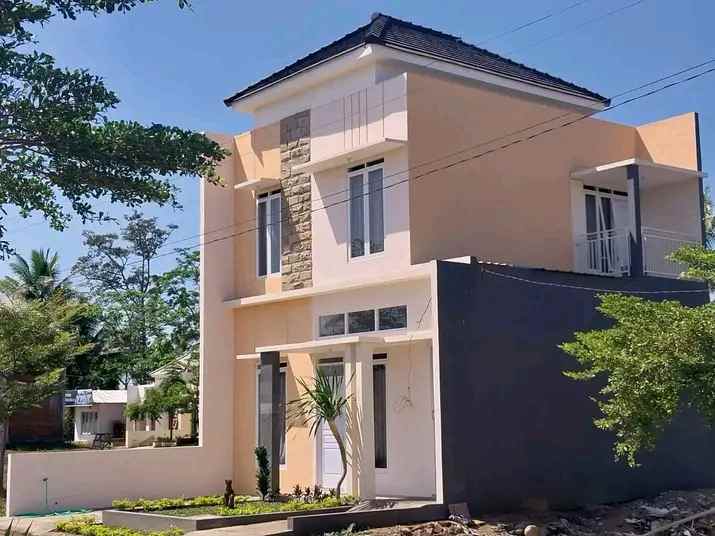 rumah paling strategis di kabupaten malang