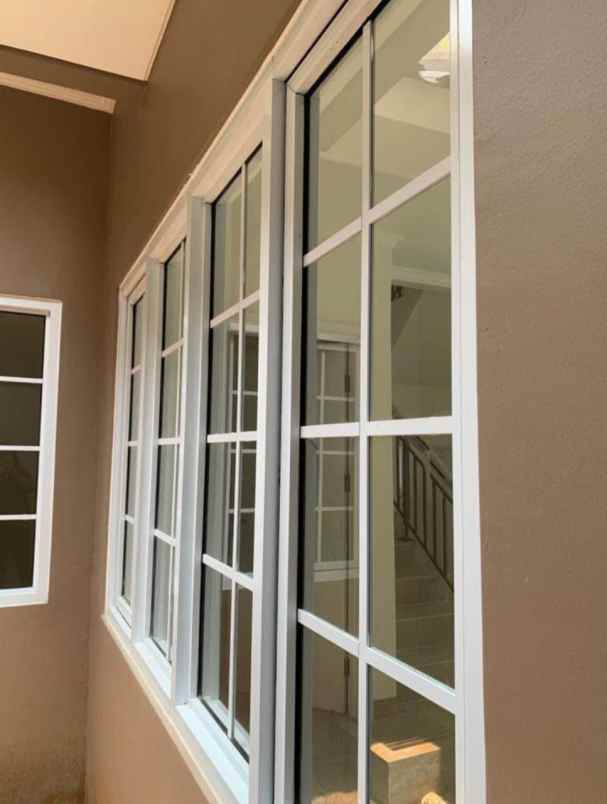 rumah paramount village simongan semarang