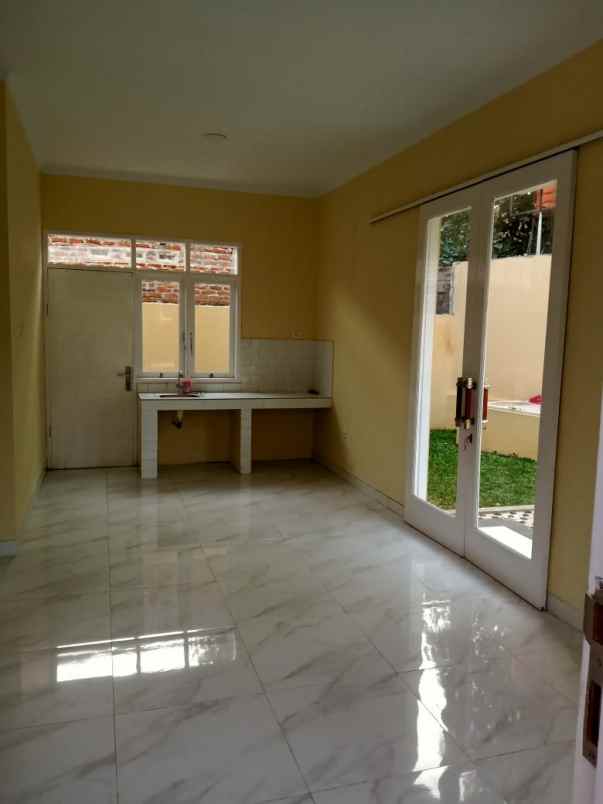 rumah pengasinan sawangan depok