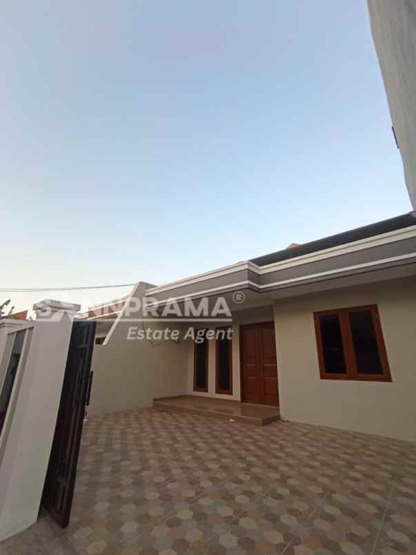 rumah ready di kav bni jatiasih bekasi ijh bks