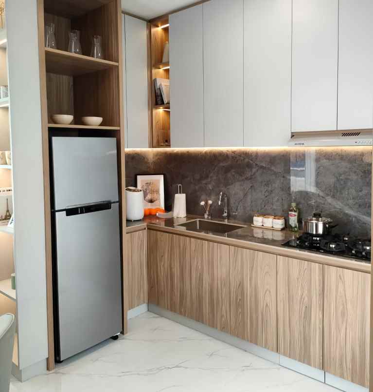 rumah ready dua lantai di cluster simongan semarang