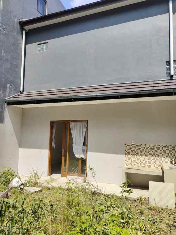 rumah sariwangi dekat ciwaruga gegerkalong bandung