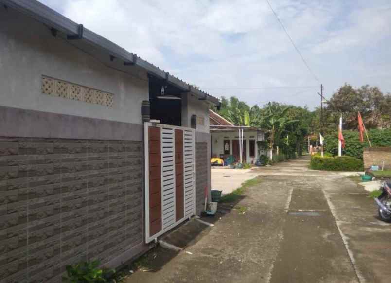 rumah second siap huni di ngasem colomadu karanganyar