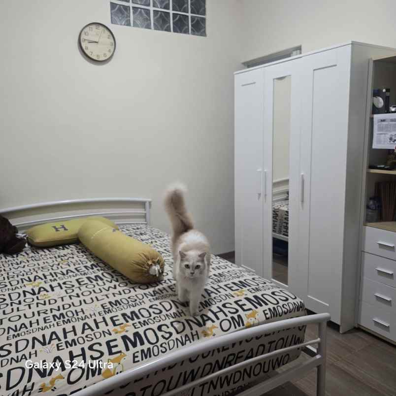 rumah second terawat di cinere depok