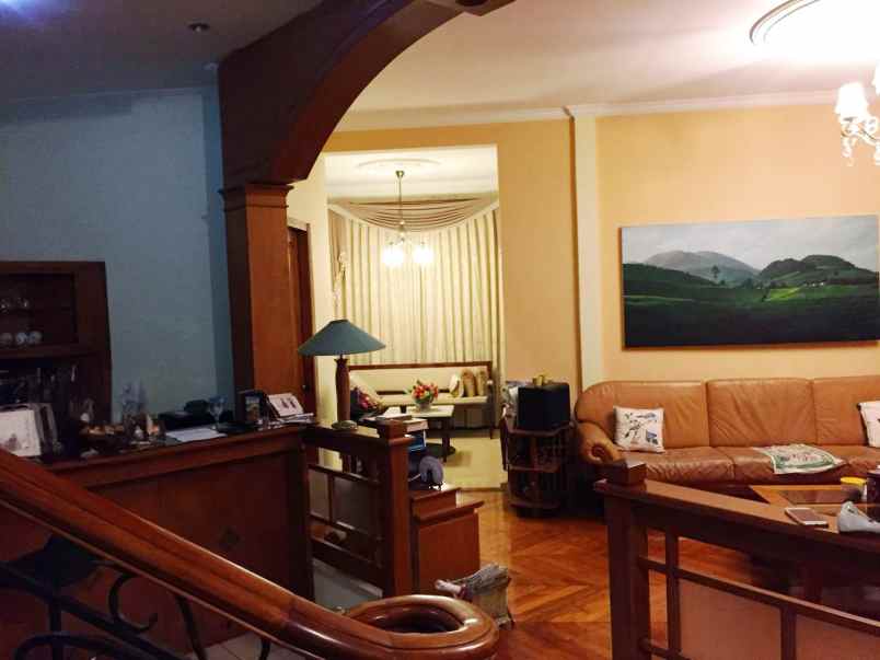 rumah setiabudi dekat nhi borma upi kota bandung