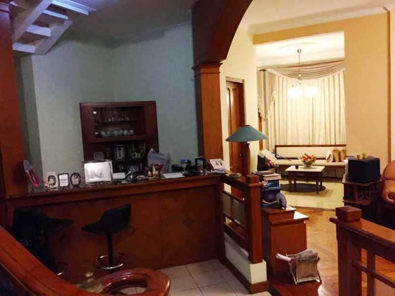 rumah setiabudi dekat nhi borma upi kota bandung