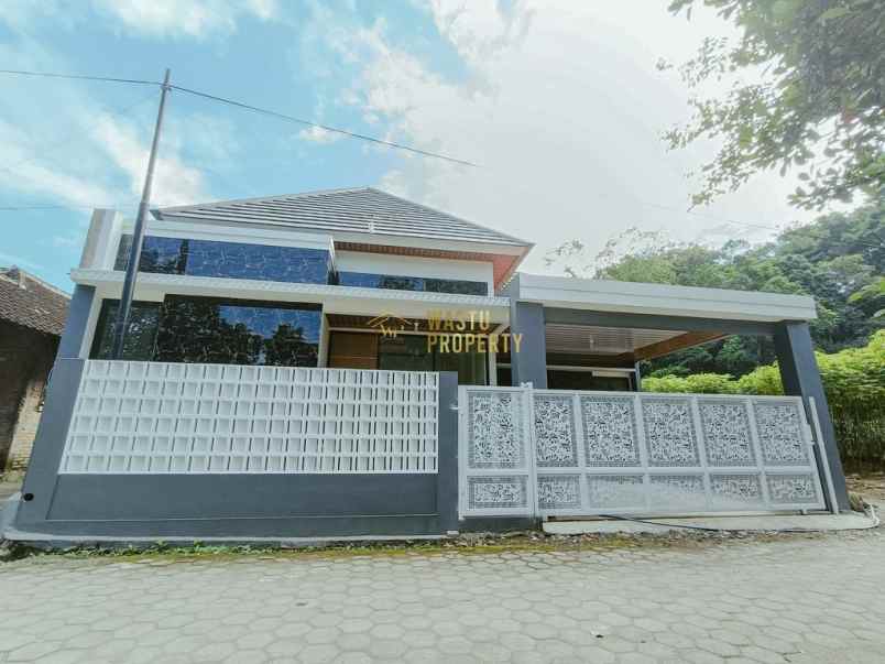 rumah siap huni bonus kitchen set di sleman
