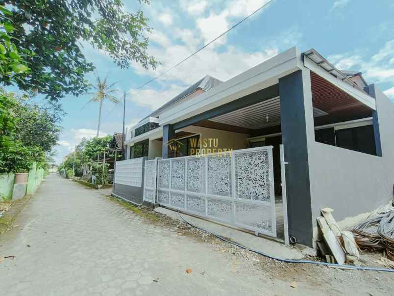 rumah siap huni bonus kitchen set di sleman