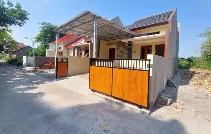 rumah siap huni di brebah hanya 500 jutaan