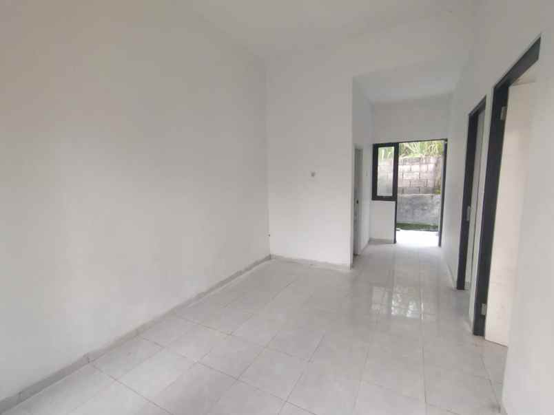 rumah siap huni lokasi di kepanjen malang