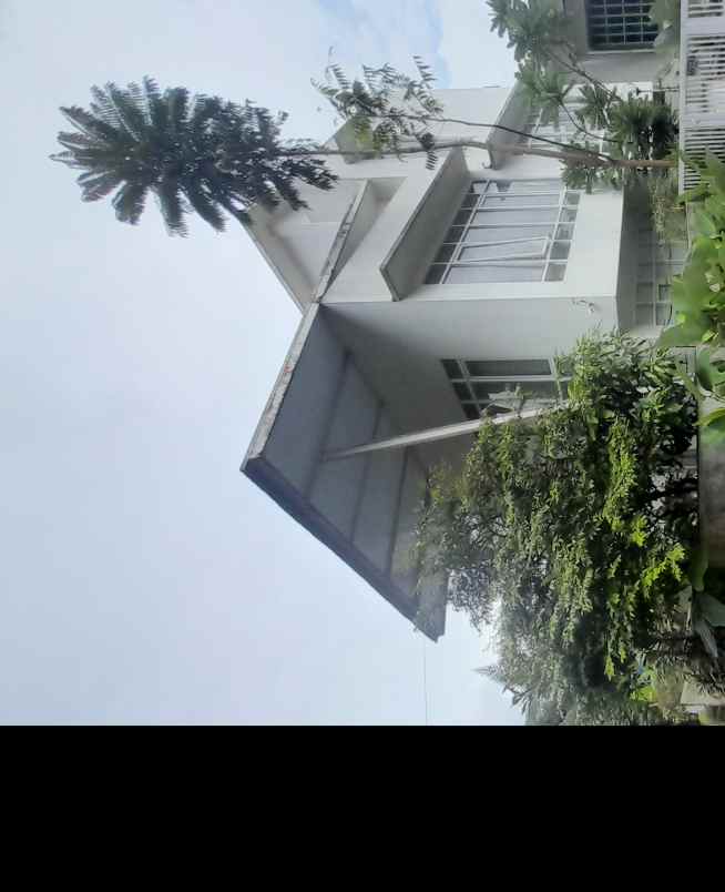 rumah strategis teahouse dago residence