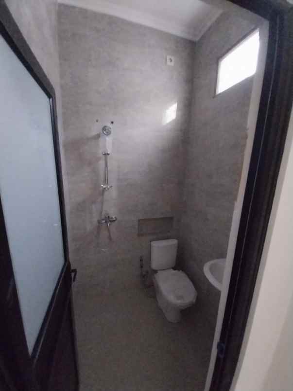 rumah surat ijo di pucang asri kertajaya