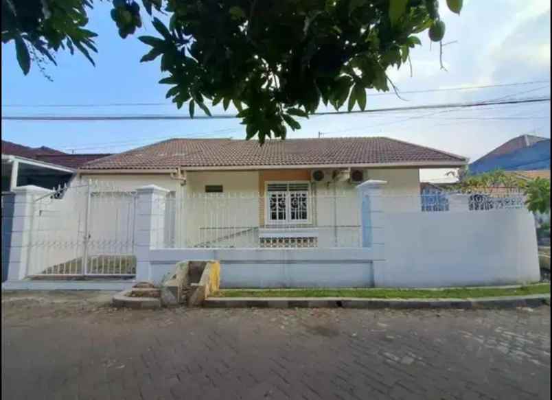 rumah sutorejo