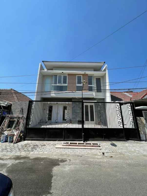 rumah sutorejo prima baru gress 2 lantai minimalis