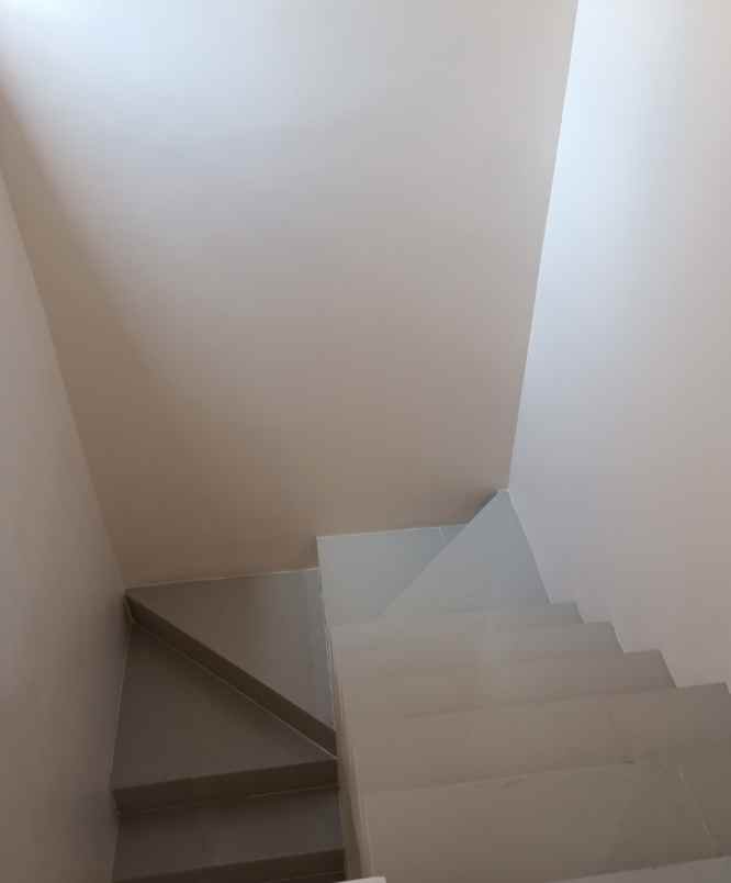 rumah tanah baru beji depok