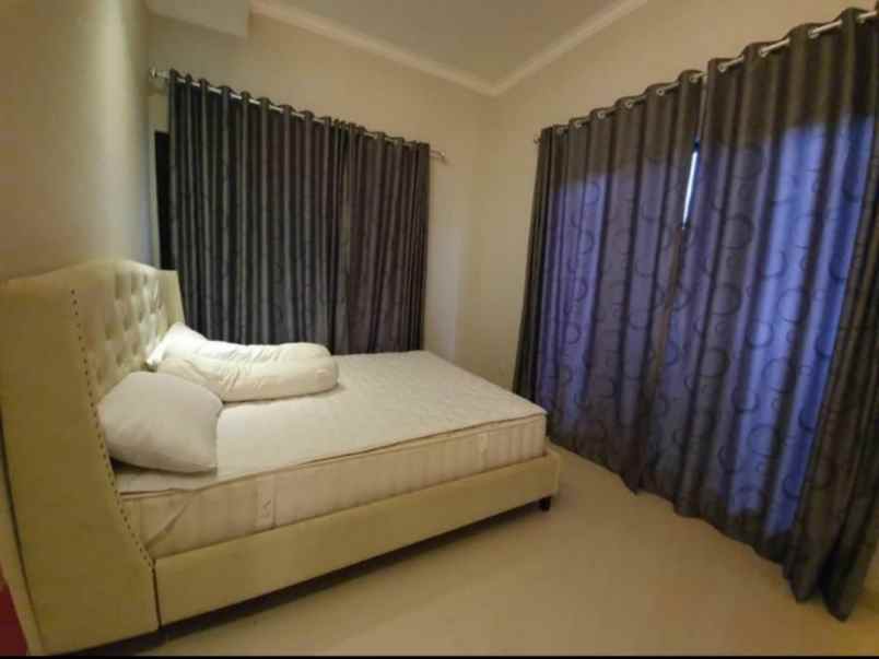 rumah villa megamendung cisarua bogor shm full furnish