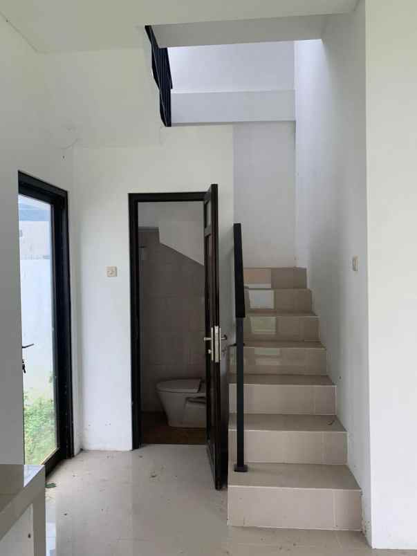 rumah villa nuansa udayana