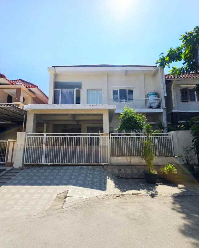 rumah villa riviera minimalis siap huni