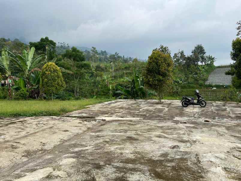 tanah datar 1100m kawasan wisata ngargoyoso