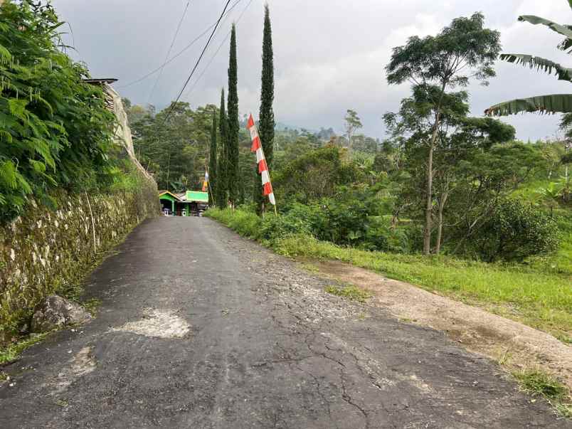 tanah datar 1100m kawasan wisata ngargoyoso