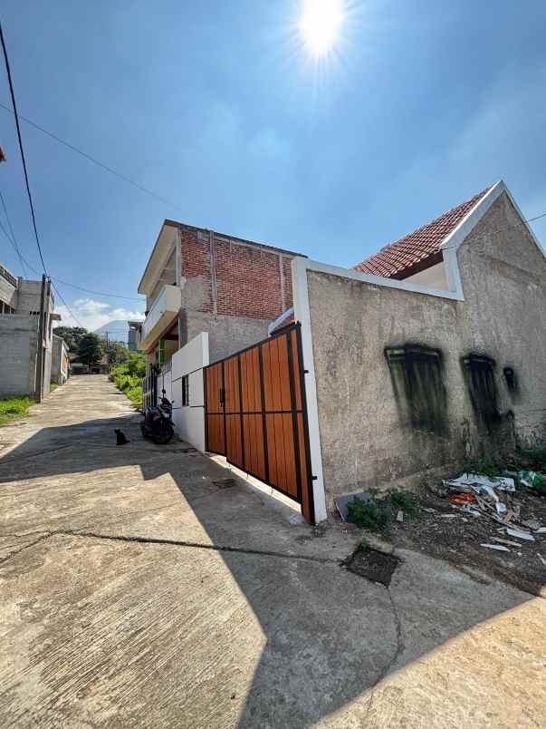 tanah padat shm dalam komplek pinggiran kota bandung