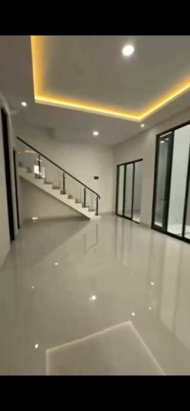 turun harga 400jt rumah baru minimalis 2 lantai