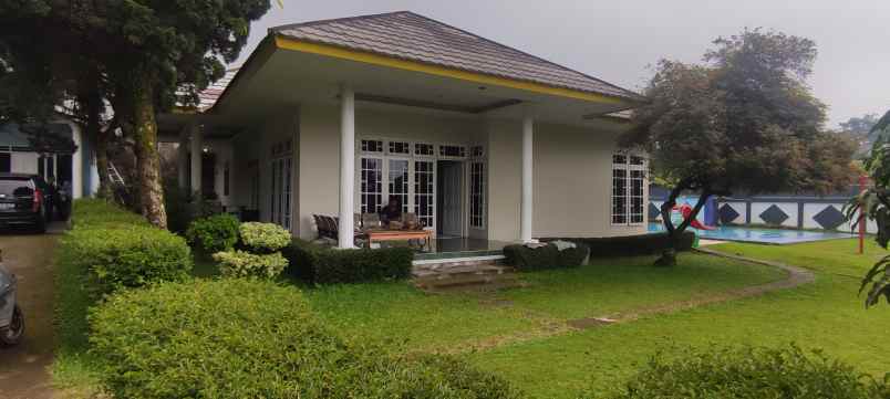 villa jalan cisarua km 80 puncak