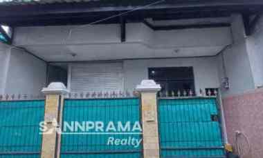 2 lantai siap huni strategis di sukmajaya depok rinlin