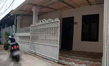 baru renov 3 kt nyaman sewa murah