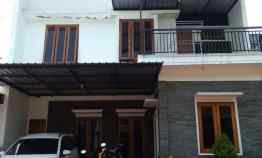 Bu Rumah Second 2 Lantai 900 meter ke Balong Waterpark