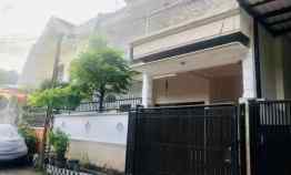 darmo permai 2 lantai terawat dekat supermall pakuwon