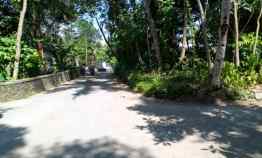 Dijuak Tanah Pekarangan Derah Utara Pasar Kemalang