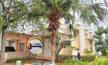 dijual 1 unit rumah di summarecon bekasi