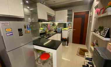 dijual apartemen gunawangsa merr 2 br corner