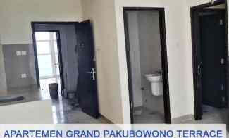 Dijual Apartemen Grand Pakubuwono Terrace 2 BR Murah Keb. Lama Jaksel