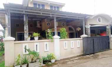 dijual cepat rumah 2 lantai