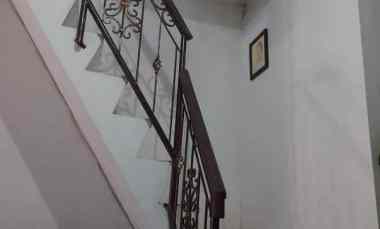 dijual cepat rumah 2 lantai